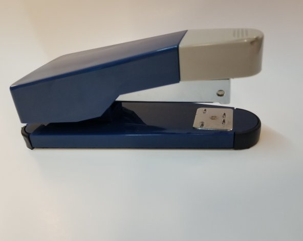 Üçgensel Fantastik (ALMAN MARKASI) Ofis Tipi Büyük Zımba Makinesi - 4
