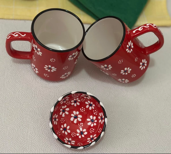 Kırmızı  Papatya İşlemeli 2 li Çay Kahve Kupa ve 1 adet Kırmızı Lokumluk Kase - 4