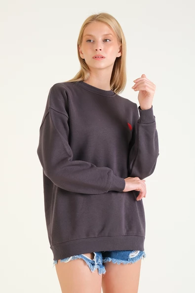 Kadın Kalp Nakışlı 3 İp Şardonlu Oversize Sweatshirt Füme - 3