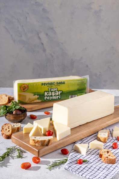 Peynirci Baba Tam Yağlı Taze Kaşar Peyniri 2 Kg