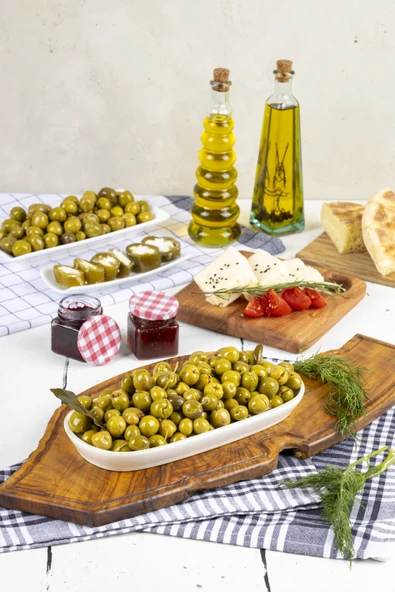 Yöre Hatay Halhalı Taş Kırma Yeşil Zeytin 2 kg