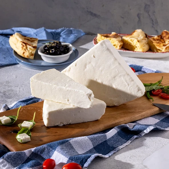 Yöre Erzincan Tulum Peyniri Net 900 gr - 2