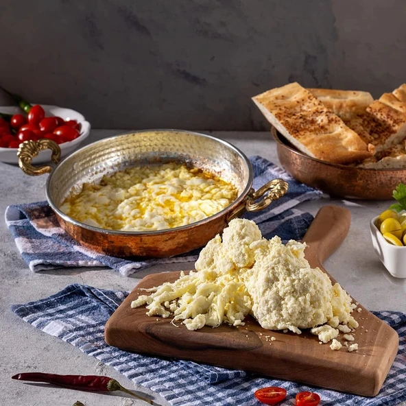 Yöre Trabzon Telli Yarım Yağlı Eritme Peyniri 1 kg - 2