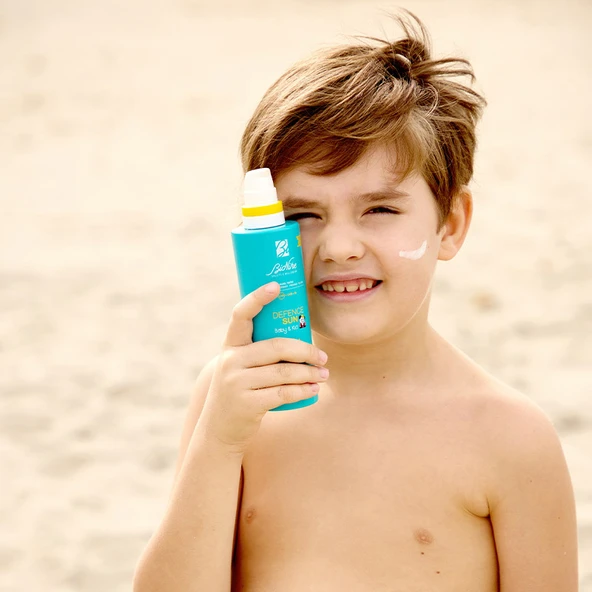 Bionike Defence Sun Baby-Kids Spf50+ Güneş Koruyucu Losyon 200 ml - Resim 2