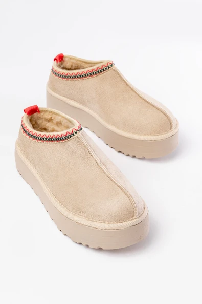 Bej Süet İçi Kürklü Kışlık Kapalı Burun Kadın Günlük Terlik - Resim 3