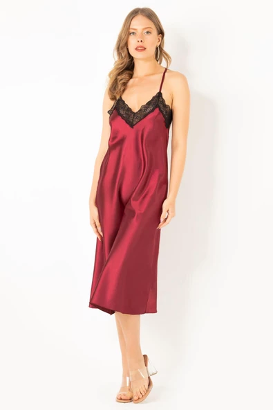 Miorre Dantel Detaylı Derin Sırt Dekolteli Yırtmaçlı Saten Gecelik-389 - Resim 4