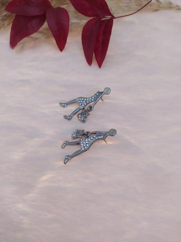 Hdmarketim Swarovski Işıltılı Taşlı Bayan Figürlü Sallantılı Küpe - 3