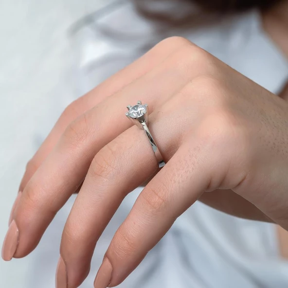 6 Tırnaklı Swarovski Taşlı Gümüş  Yüzük - 2