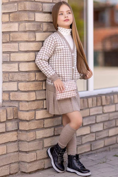 Kız Çocuk Kolları ve Yakası İnci Detaylı Bluz Kazayağı Desenli Triko Ceket Gri Etekli Takım - Resim 2