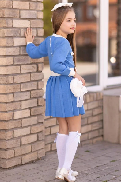 Kız Çocuk Beli Şerit ve Göğsü Fiyonk Detaylı Eteği Piliseli Mavi Şifon Elbise - Resim 2