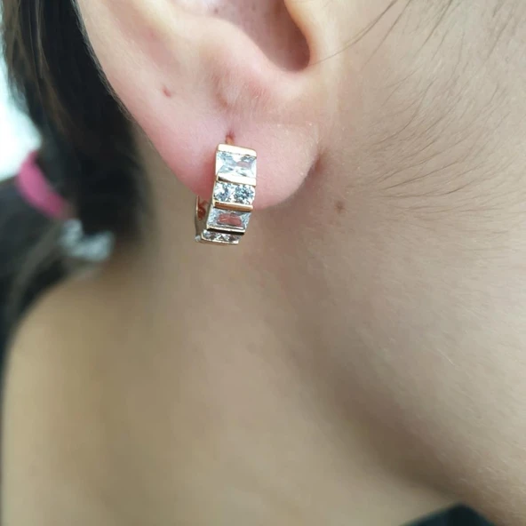 Beyaz Taşlı Yuvarlak Küpe - 12