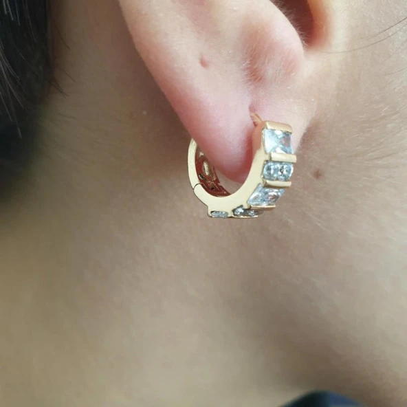 Beyaz Taşlı Yuvarlak Küpe - 2