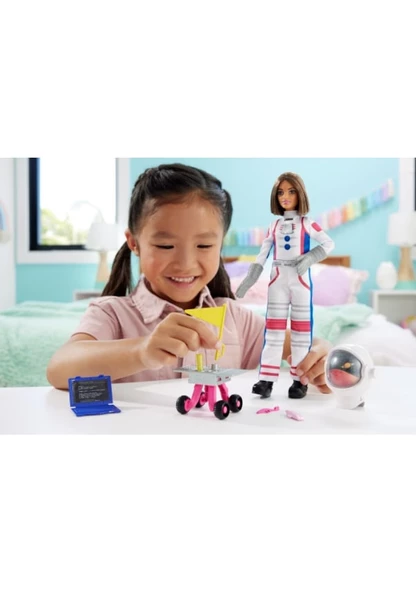 Barbie Deluxe Kariyer Bebek Astronot HRG45 Lisanslı Ürün - Resim 3