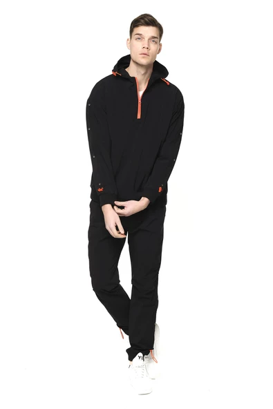 Erkek Paraşüt Kumaş Yarım Fermuarlı Kapüşonlu Kolları Çıtçıtlı Kanguru Cepli İnce Baharlık Sweatshirt - 2
