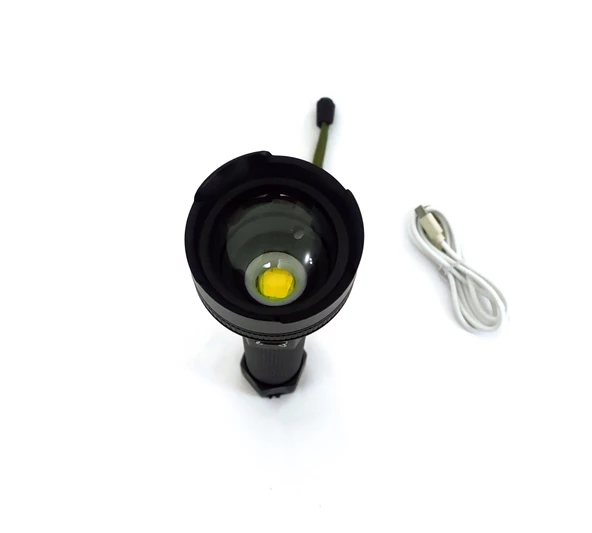 TELESKOPİK PROFORSYONEL EL FENERİ - LAZER LED SİSTEMLİ - CREE XHP - 4