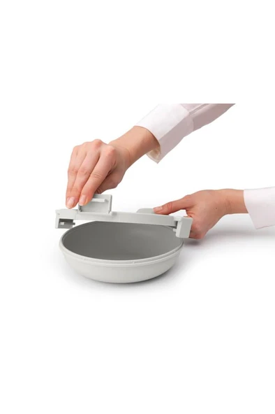 Brabantia MAKE TAKE LIGHT GREY PLASTİK YEMEK TAŞIMA TABAĞI 1L - Resim 2