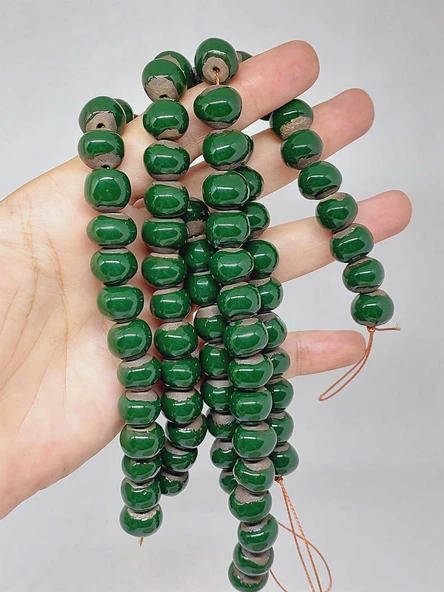 Yeşil Renk Sırlı Seramik Boncuk Dizi 10-12mm/23cm (54100) ürün görseli 1