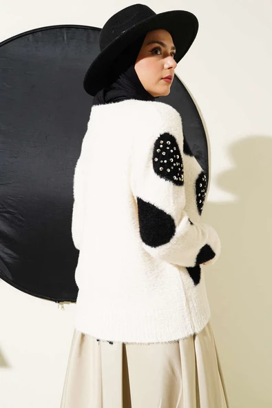 Dalmaçya Desen İncili Kazak Vanilya - 3