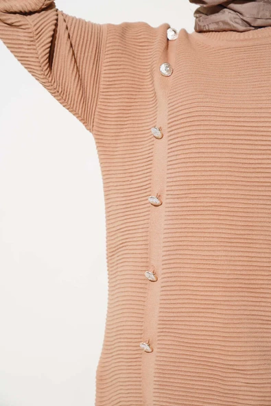 Önü Düğme Detaylı Triko Tunik Büsküvi - Resim 4