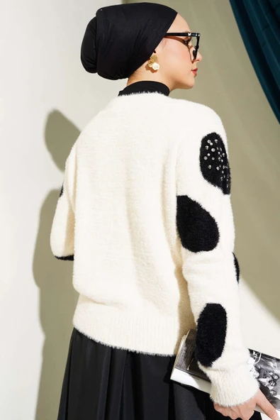 Dalmaçya Desen İncili Kısa Triko Hırka Krem - 3