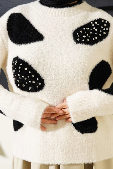 Dalmaçya Desen İncili Kazak Vanilya - 4