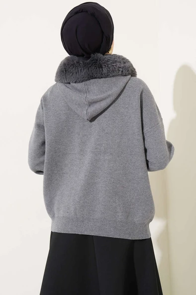 Kapüşonu Kürklü Triko Kazak Gri - 3