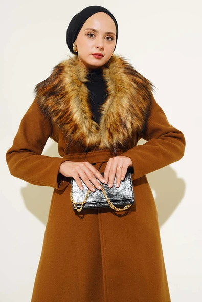 Yaka Kürklü Kuşaklı Uzun Kaban Camel - Resim 2