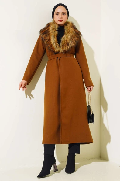 Yaka Kürklü Kuşaklı Uzun Kaban Camel ürün görseli 1