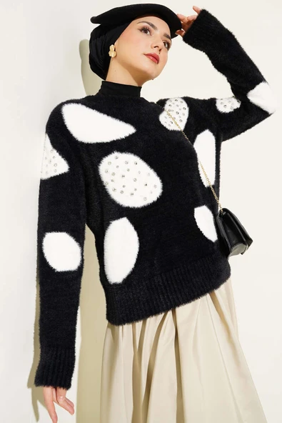 Dalmaçya Desen İncili Kazak Beyaz