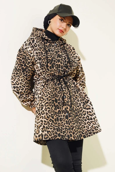 Bel Tünelli Kapüşonlu Kap Leopar ürün görseli 1