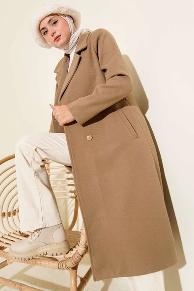 Gold Düğmeli Kuşaklı Kaşe Kaban Bej ürün görseli 1