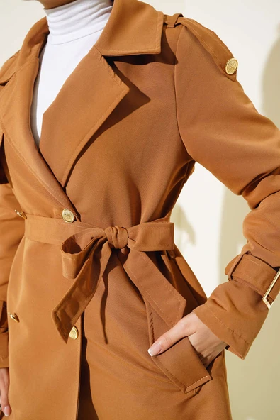 Omuz Apoletli Kısa Trençkot Taba - Resim 4