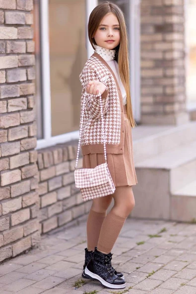 Kız Çocuk Kolları ve Yakası İnci Detaylı Bluz Kazayağı Desenli Triko Ceket Kahverengi Etekli Takım - Resim 3