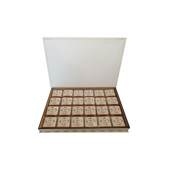 Kişiye Özel Kız İsteme Çikolatası - Ahşap & Deri Kutu ( 48 ad ) Beyaz