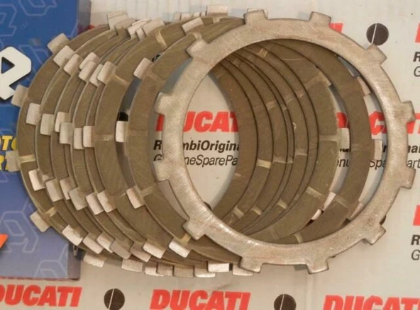 DUCATI MONSTER 600 - 600 DARK DEBRİYAJ BALATASI ADİGE 2002-04 - 2