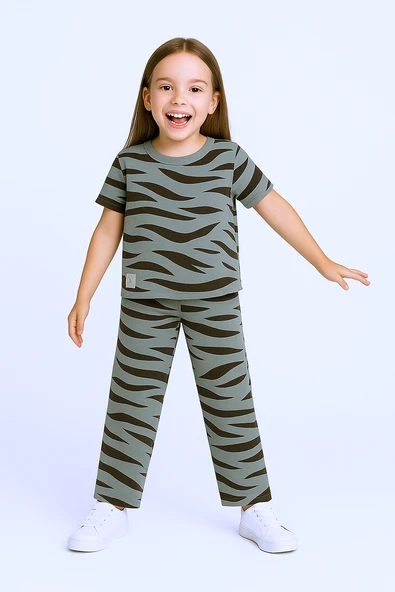 KIZ ÇOCUK KAPRİLİ TAKIM ZEBRA BASKILI A83 - Resim 5