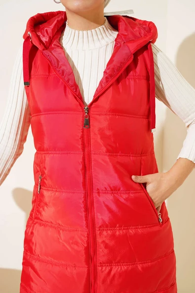 Kapüşonlu Uzun Şişme Yelek Kırmızı - Resim 4