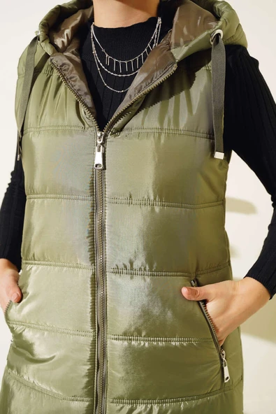 Kapüşonlu Uzun Şişme Yelek Çağla Yeşili - Resim 4