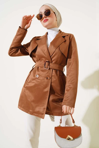 Pelerinli Kuşaklı Kısa Trençkot Taba