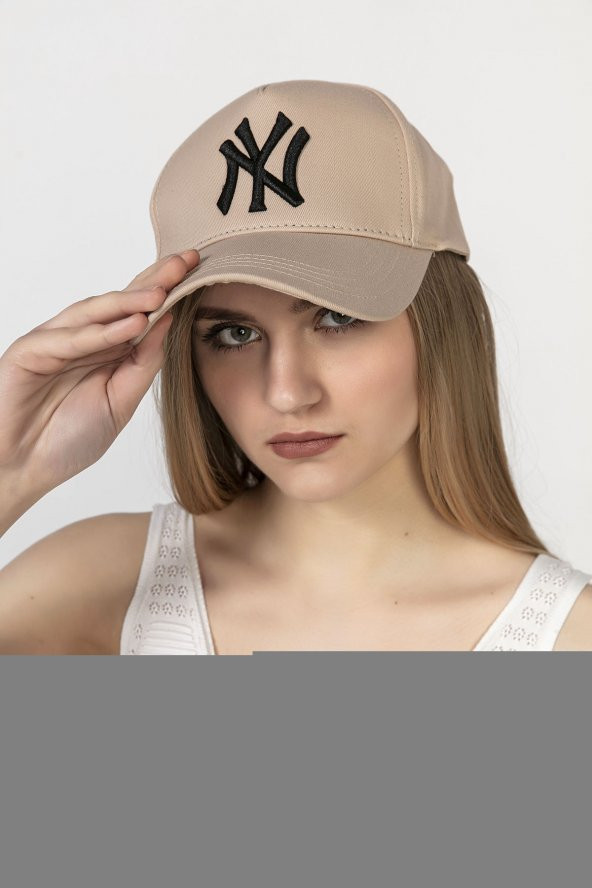 LPODRE NY Siyah Nakışlı Unisex Bej Kep Şapka