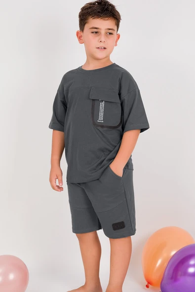 ERKEK ÇOCUK ŞORTLU TAKIM SIRT BASKILI CEP DETAYLI B19 - 7