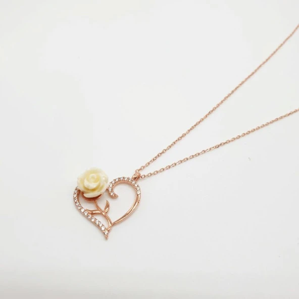 Kalbin İçinde Beyaz Gül Taşlı Kolye - 2