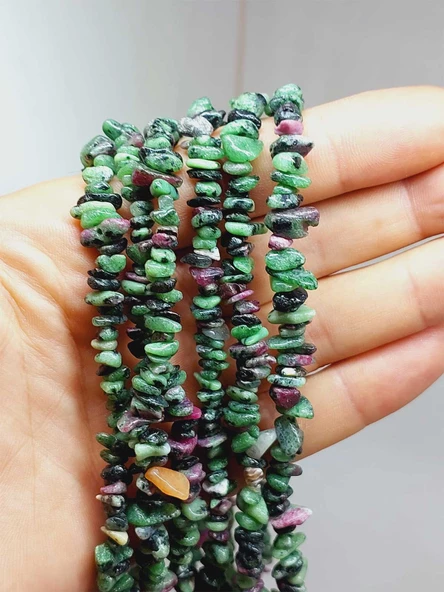 Anyolit (Rubizoit- Rubyzoisit) Taşı Minik/Pirinç Boy Şekilsiz Taşlar Dizi (54400) ürün görseli 1