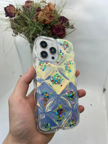 iPhone 14 Pro Max Hologram Puffer Kılıf Renkli Kalpler