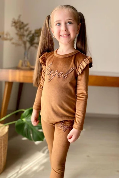 Kız Çocuk Omuzlarında Fırfır Detayı Angel Yazı İşlemeli Kadife Kahverengi Taytlı Takım ürün görseli
