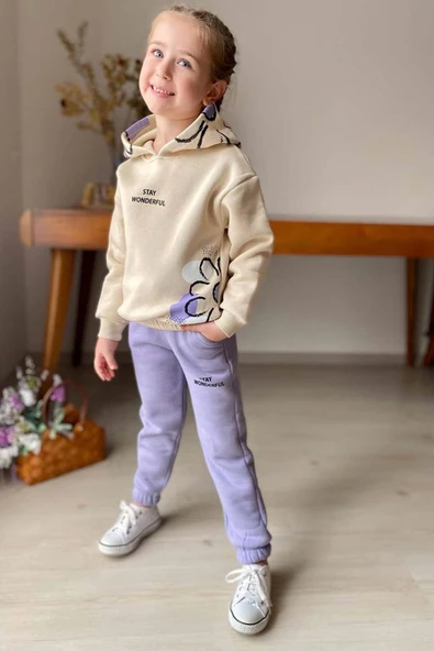 Kız Çocuk Stay Wonderful Çiçek Desenli İçi Pamuklu Lila Eşofman Takım ürün görseli