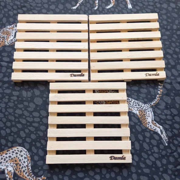 Escoines Koleksiyon Sarıçam 3Adet Gönderilecektir Ahşap Kare Nihale 18,5x18,5cm 3996366946605af82f - 2