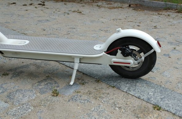 3D Baskı Xiaomi MİJA M365 Scooter Arka Çamurluk Koruyucu Aparat