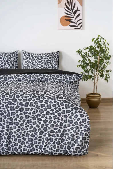 Leopar Siyah Çift Kişilik Nevresim Takımı