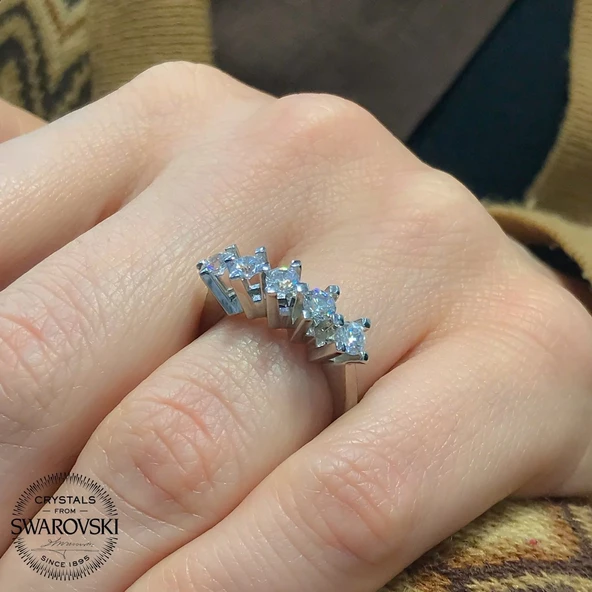 Yeni Orijinal Swarovski Beştaş Prenses Tacı Gümüş Yüzük ürün görseli